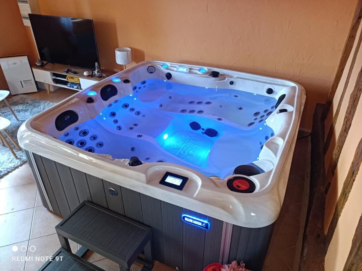 Sauna & Double Jacuzzi Interieur Et Sous Les Etoiles 1H30 Paris Ladon Bagian luar foto