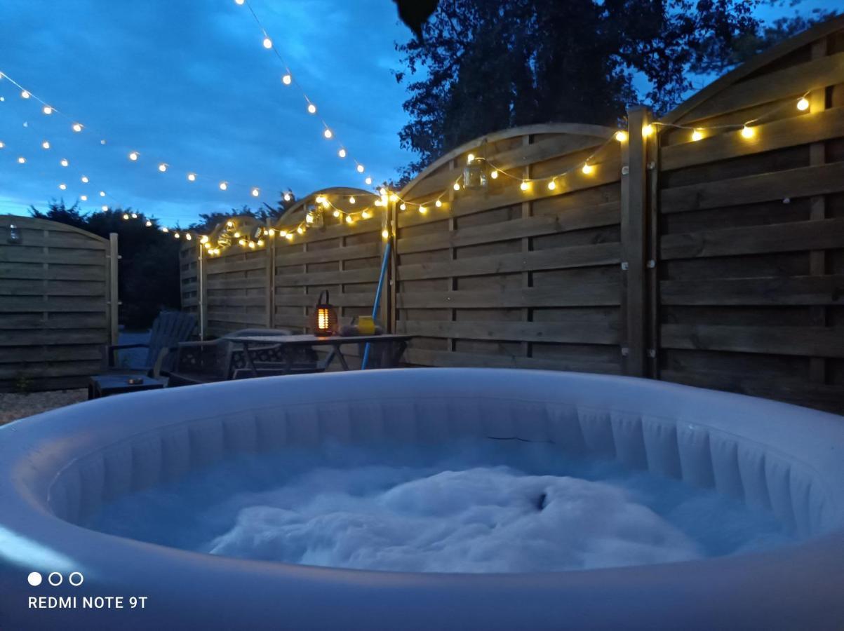 Sauna & Double Jacuzzi Interieur Et Sous Les Etoiles 1H30 Paris Ladon Bagian luar foto